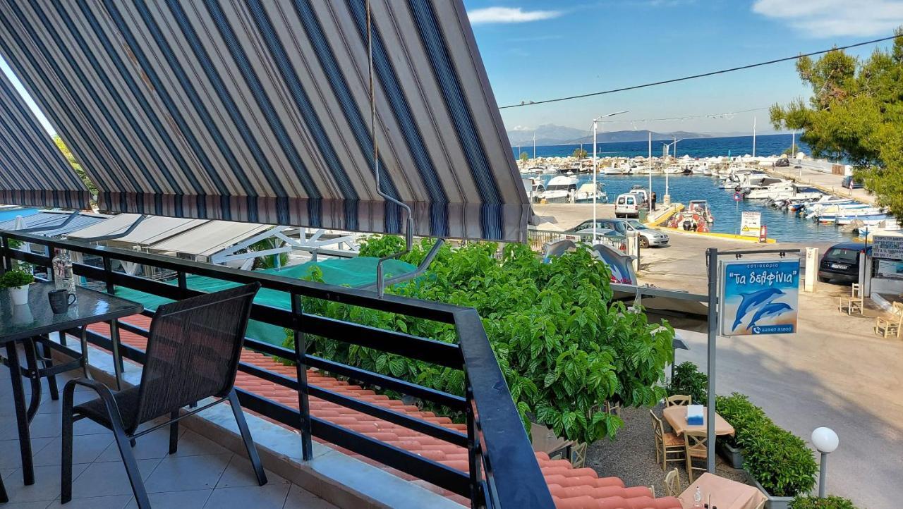 Dolphin 1 Apartment Artemida  Bagian luar foto