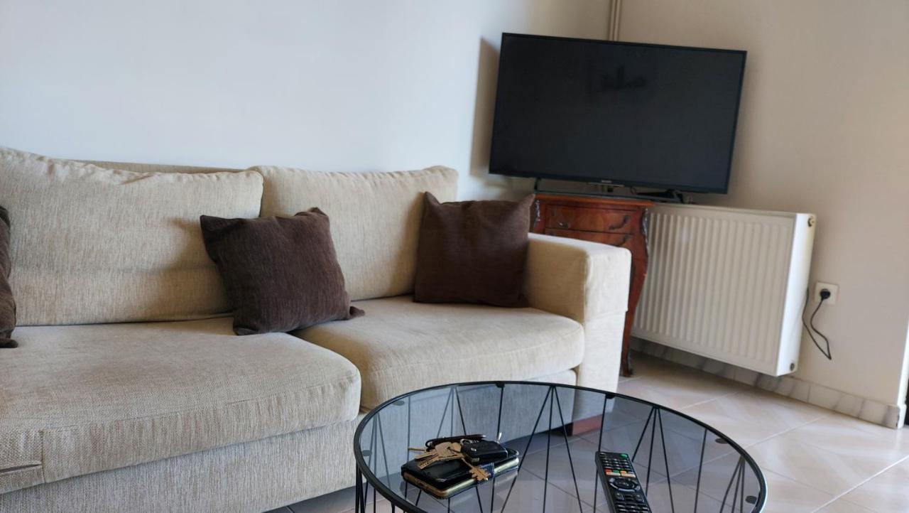 Dolphin 1 Apartment Artemida  Bagian luar foto