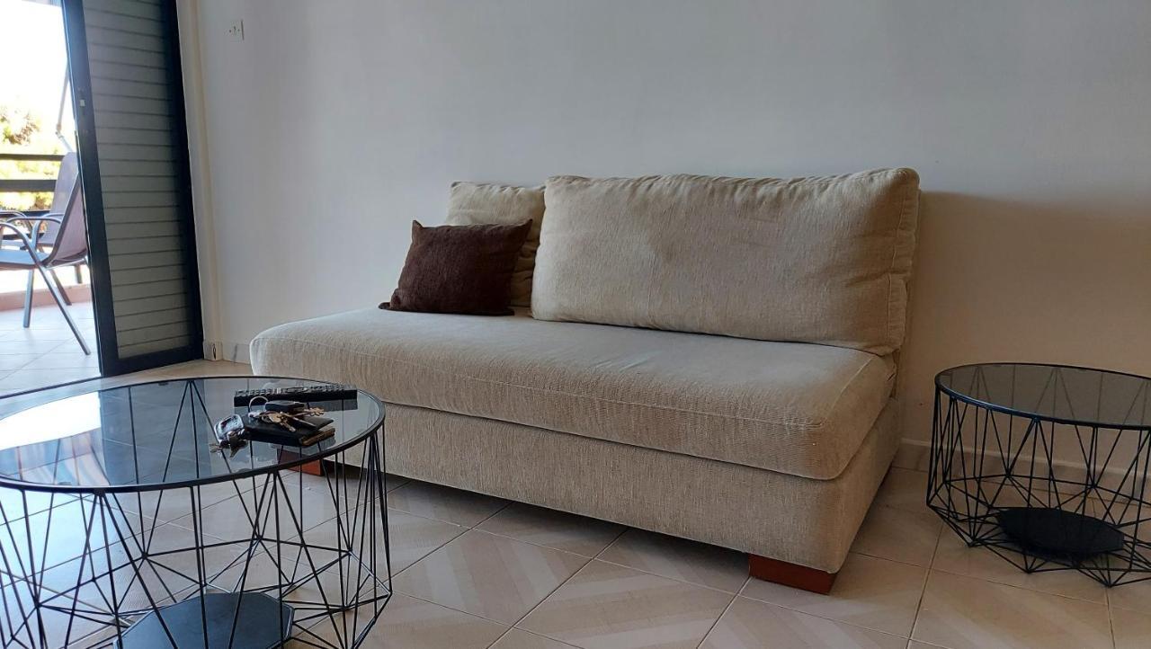 Dolphin 1 Apartment Artemida  Bagian luar foto